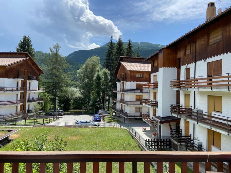 Relax In Montagna Apartment Bardonecchia Exterior photo