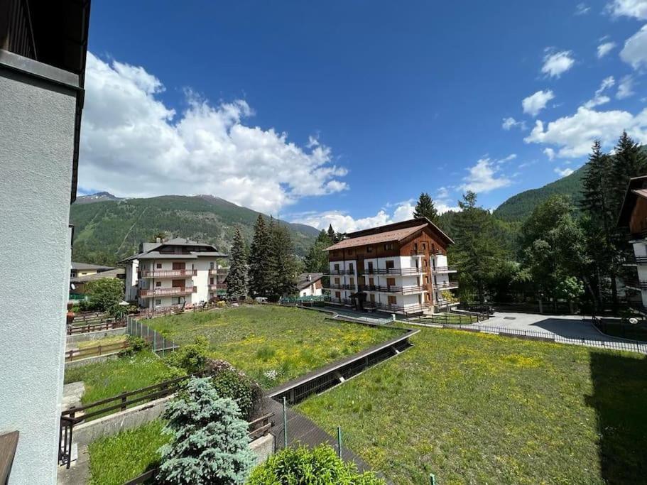Relax In Montagna Apartment Bardonecchia Exterior photo